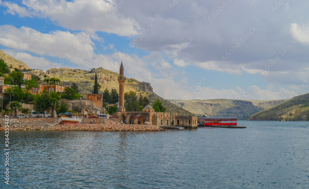 Sanliurfa, Halfeti, blue lake and green trees, hidden paradise, old houses and mosque
Sanliurfa, Halfeti, blue lake and green trees, hidden paradise, old houses and mosque
