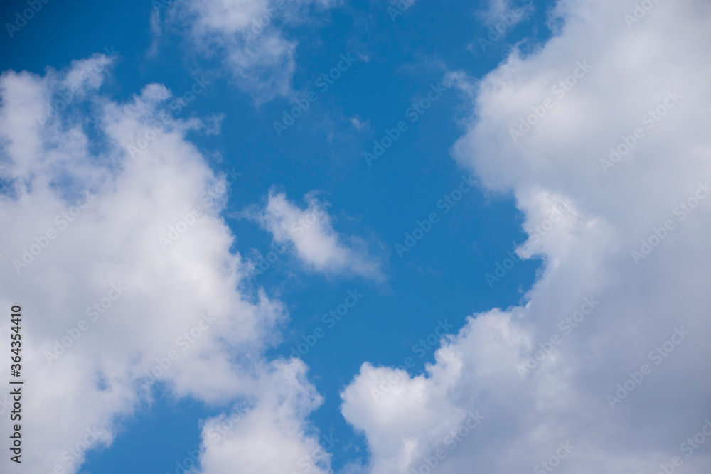 Obraz premium blue sky and white clouds 