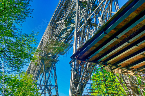 Historische Eisenbahnbrücke über die Wupper bei Müngsten photo