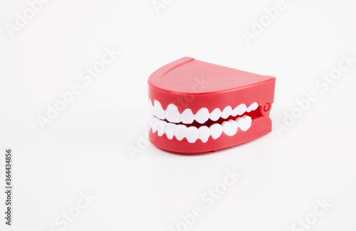Slika na platnu Chattering toy teeth