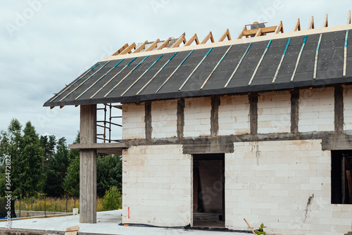 construction of the house roof structure