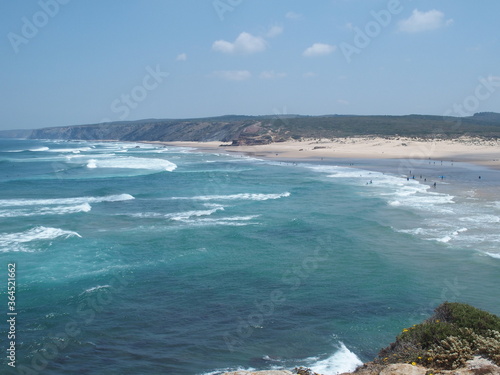 Wilde Costa Vicentina, Baixa Alentejo, Portugal
Wild Costa Vicentina, Baixa Alentejo, Portugal
Strand Beach Praia da Bordeira Carrapateira