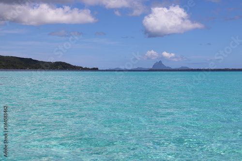 Fototapeta Naklejka Na Ścianę i Meble -  Lagon turquoise de Taha'a, Polynésie française