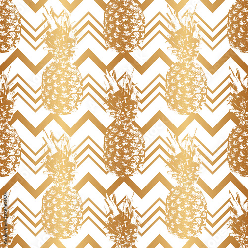 Gold pineapple seamless pattern. Summer background. Golden foil. Tropical glitter print. Wallpaper with ananas. Fun fruit texture. Exotic graphic design pineapple. Hipster hand drawn prints. Vector 