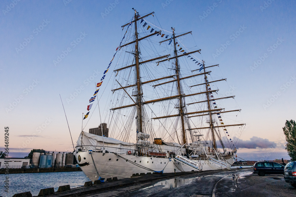 The Argentinean frigate The Argentinean frigate