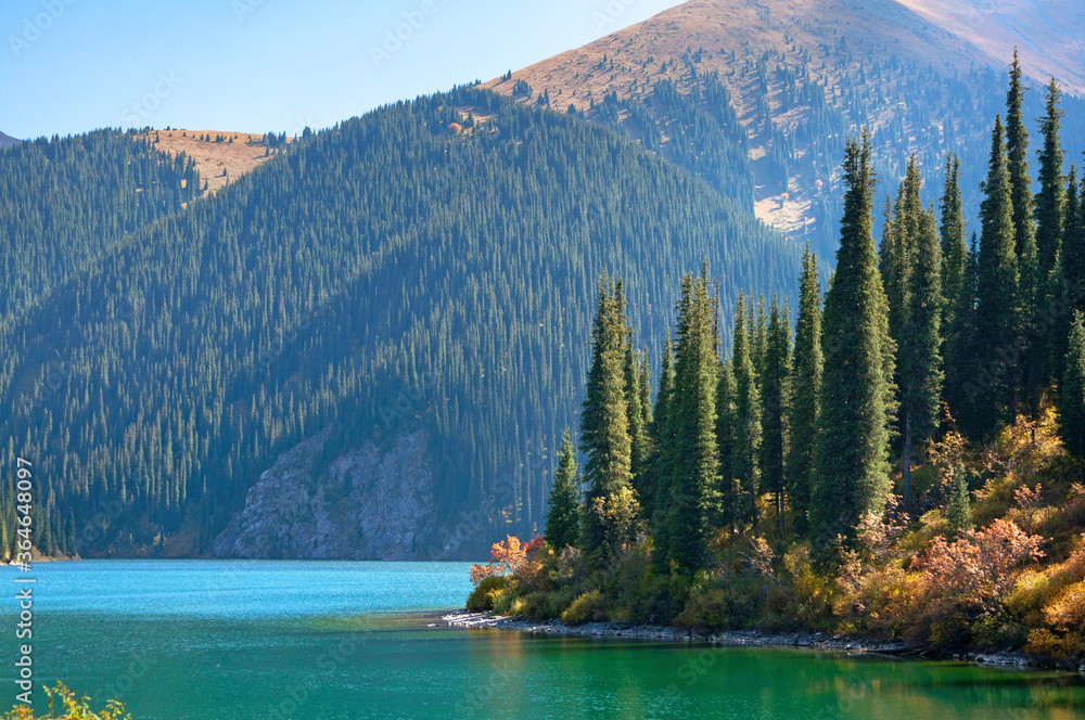 Φωτογραφία Kolsay (Kolsai) National Park, Middle Lake, Kazakhstan adventure travel, scenic