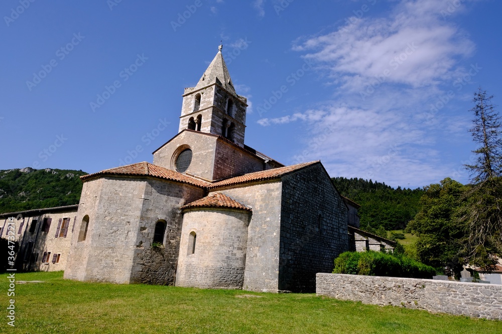 Fototapeta premium ABBEYE DE LEONCEL VERCORS