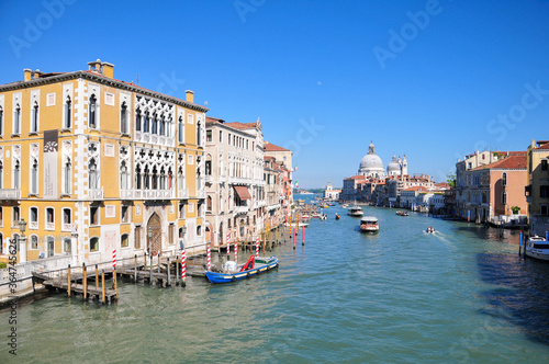ベネチアの絶景　The very beautiful Grand Canal in Venice © Raicho