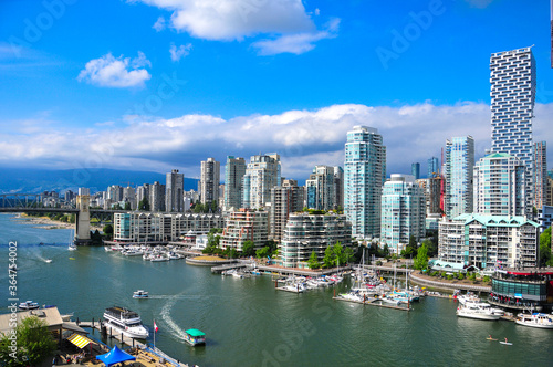 カナダバンクーバーの港風景 Beautiful boat port scenery in Vancouver