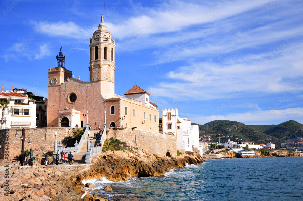 スペインシッチェスの海辺風景　Beautiful seaside landscape of Sitges