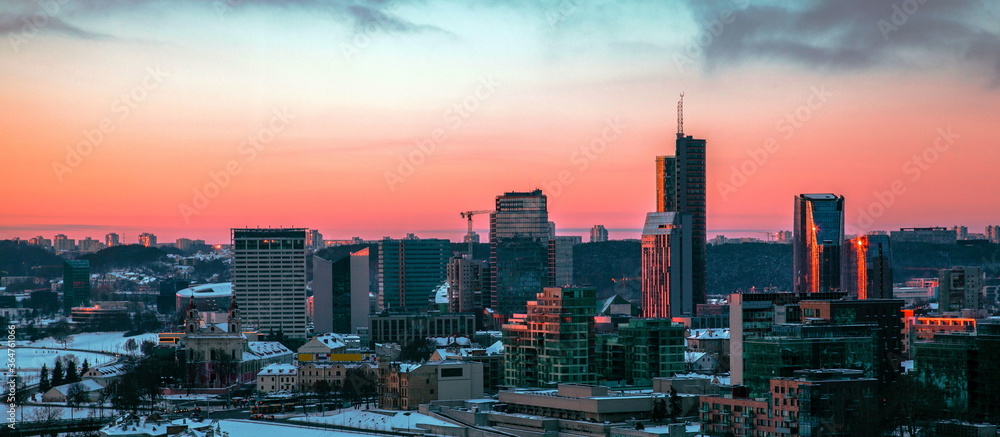 Obraz premium Sunset in Vilnius