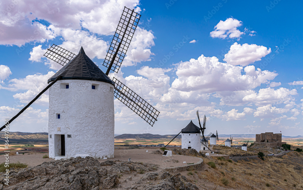 Windmills, Don Quijote de la Mancha. Consuegra (España) Windmills, Don Quijote de la Mancha. Consuegra (España)
