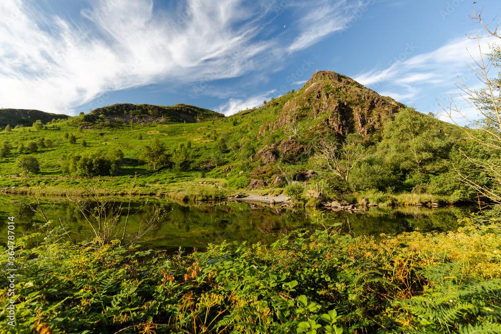 Obraz premium mountain landscape with blue sky and clouds
