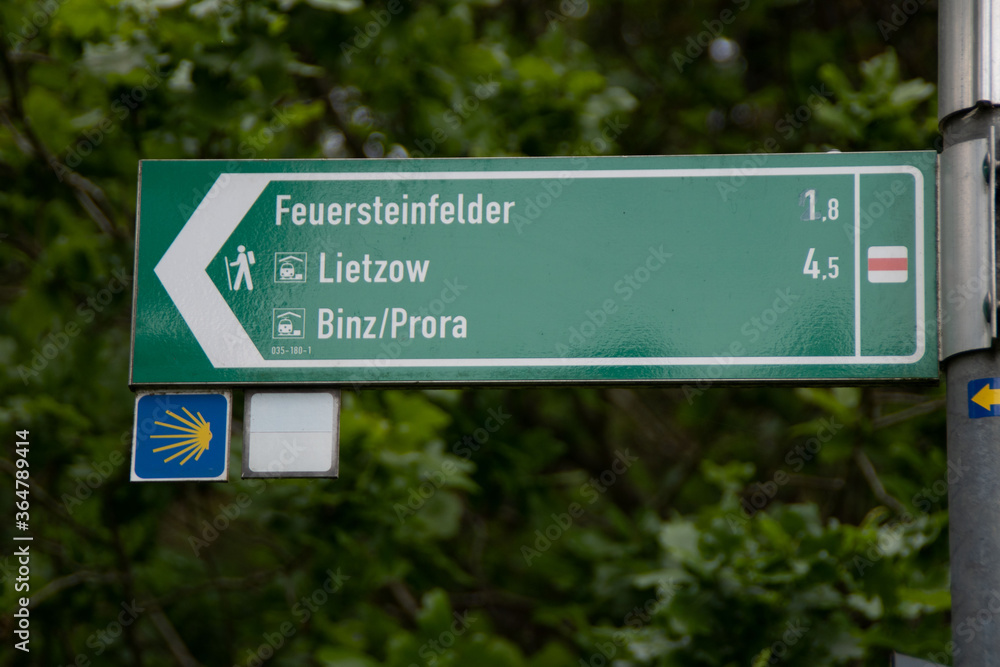 Obraz premium Ein Pilgerweg auf Rügen