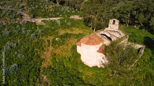Ruinas del Monasterio de Tina en Pimiango Asturias