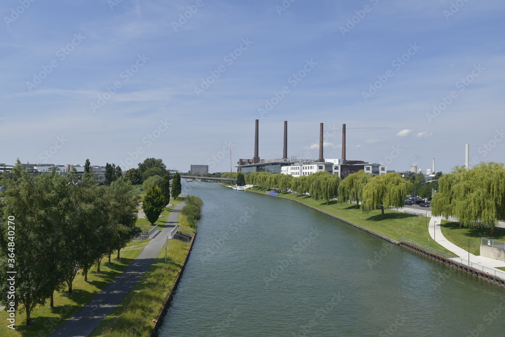 Wolfsburg am Mittelland-Kanal