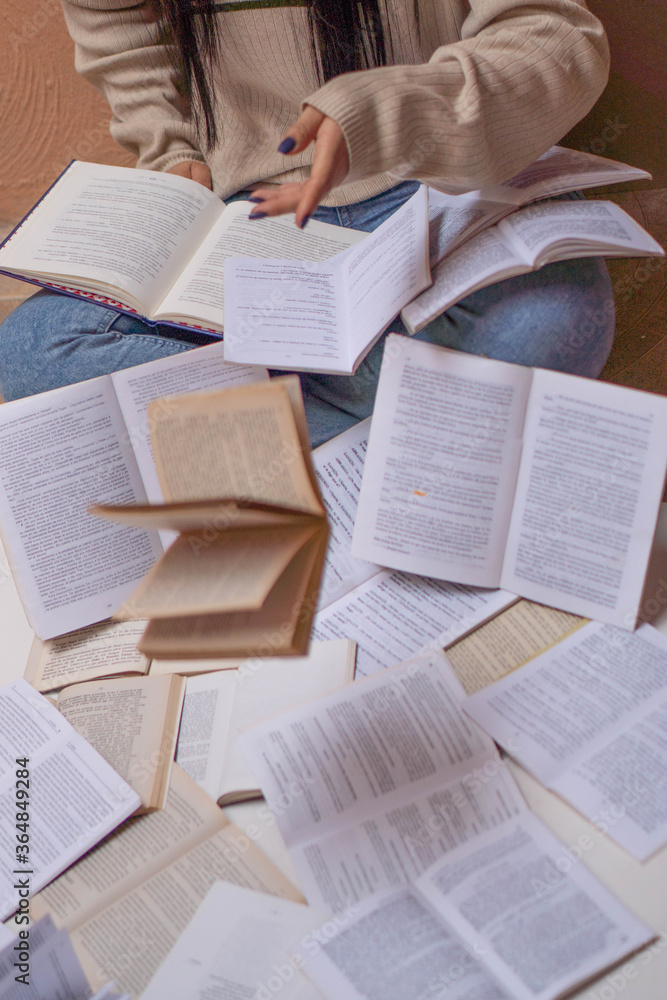 Obraz premium many open books