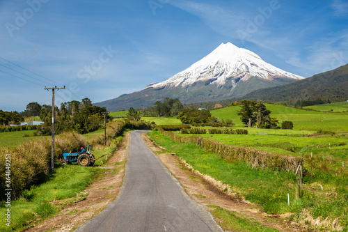 Tractor mountain