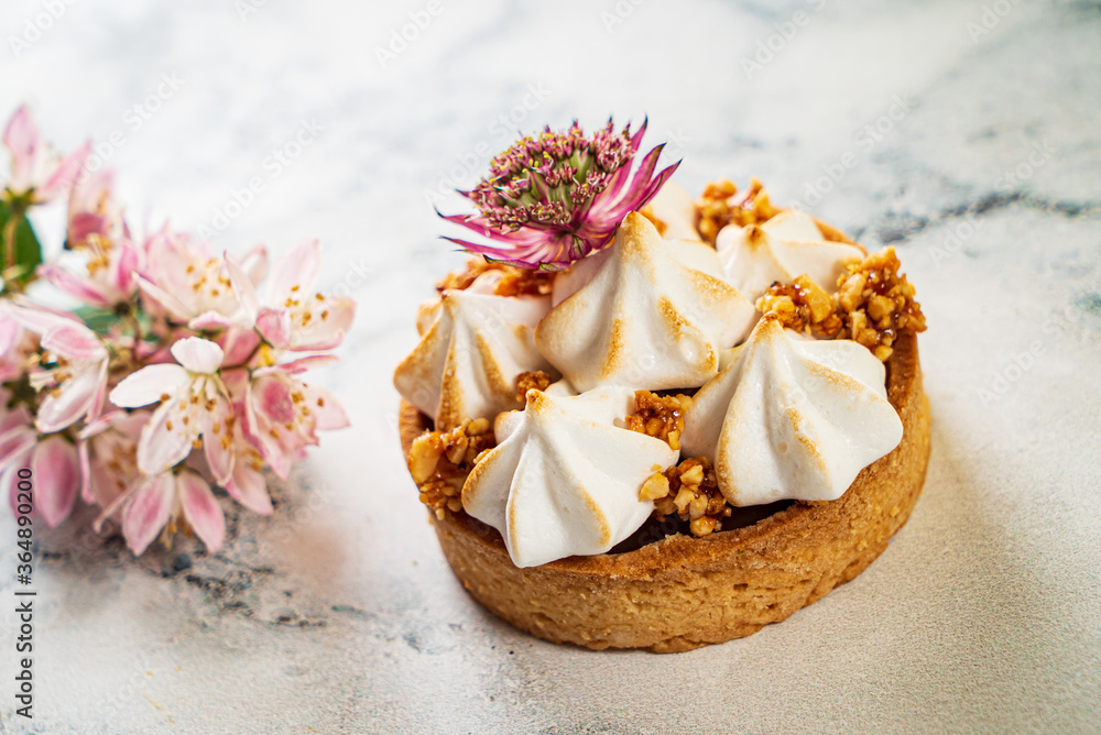 tart with meringue and caramel