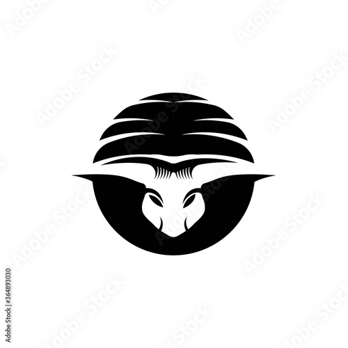 Bull head logo design icon vector illustration
