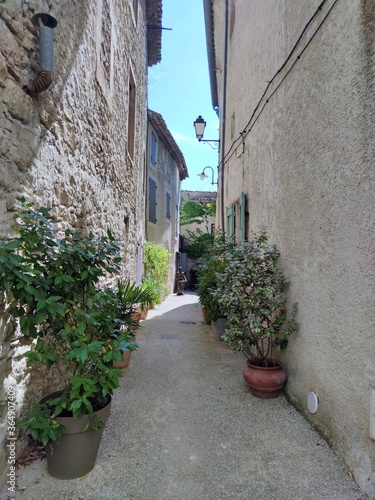 Fototapeta Naklejka Na Ścianę i Meble -  Balade en Provence -  Saignon