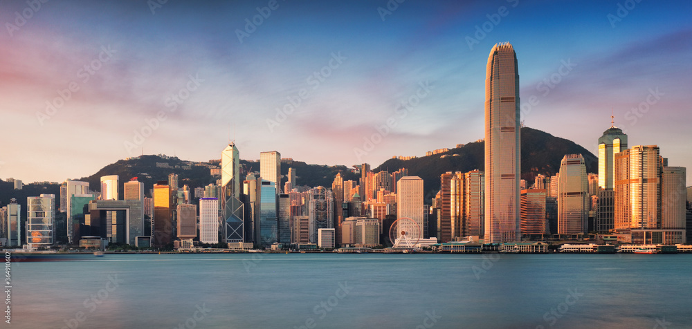 Obraz premium Night and Skyline of Urban Architecture in Hong Kong