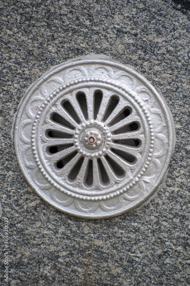 Ornament in a circle of metal adorning the central street of Kiev