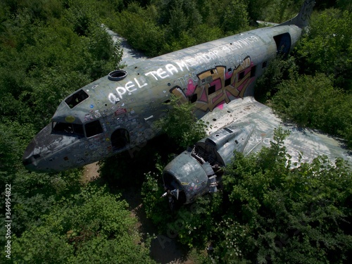 Wallpaper Mural airplane air base Torontodigital.ca