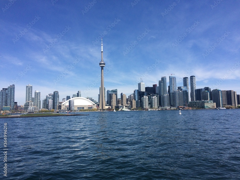 Obraz premium Toronto city skyline and lake Ontario. Toronto, Canada.