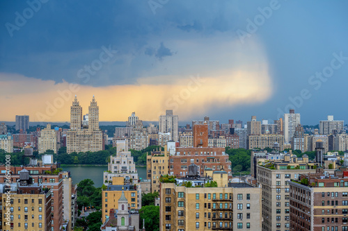 Canvas Print New York City during storm