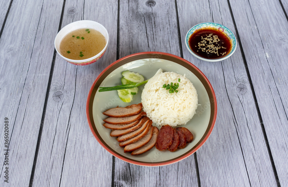 Thai Rice and Noodle Dishes 