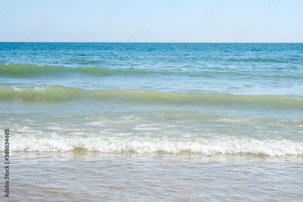 Mar con olas