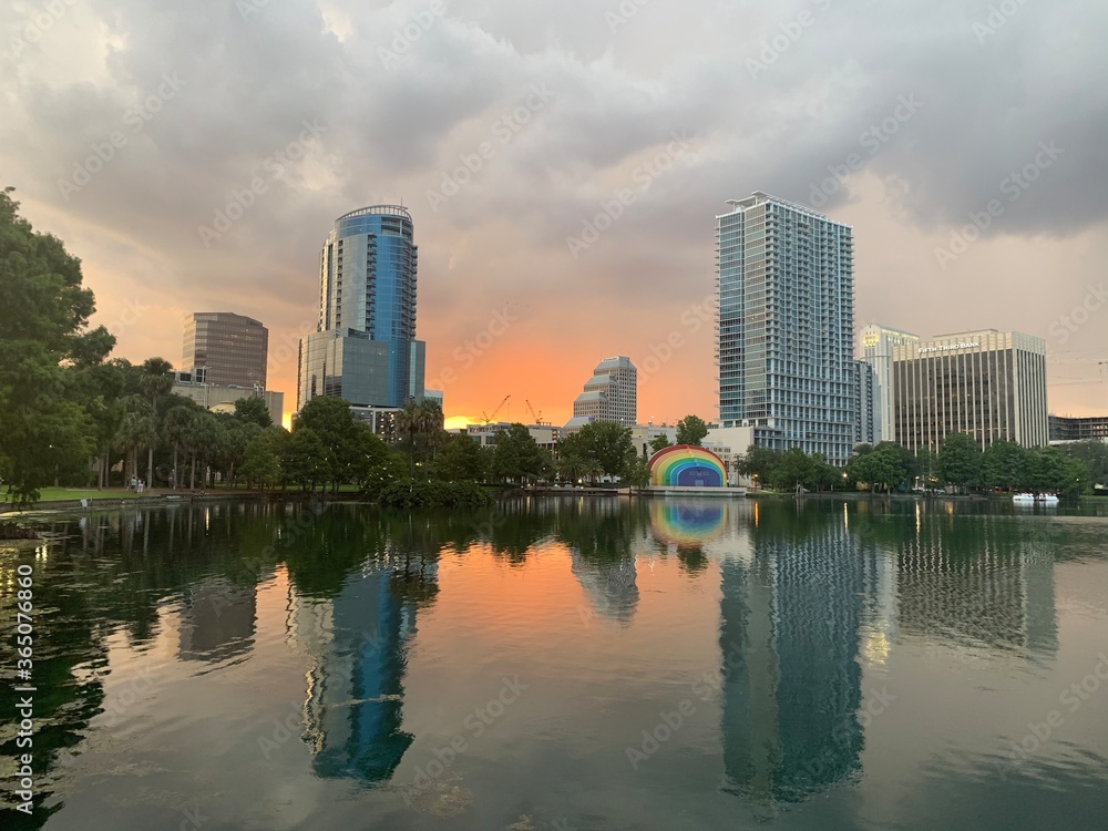 Fototapeta premium singapore skyline at sunset