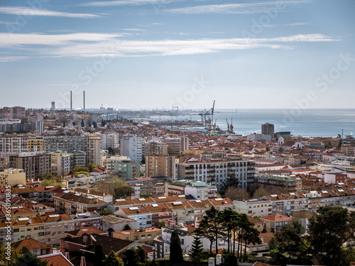 Quadro su tela Panoramic View of Setubal City, in Portugal