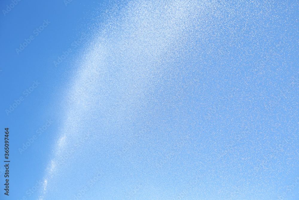 青空と水しぶき 青空と水しぶき