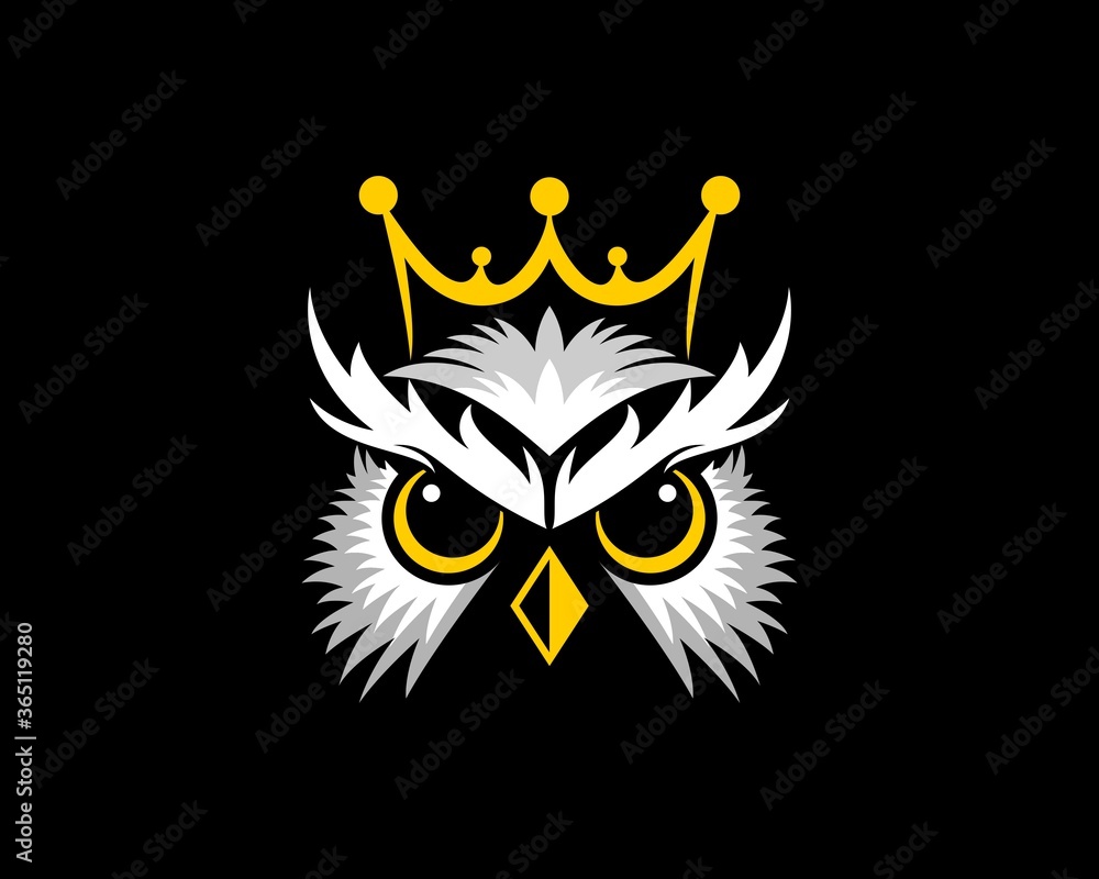 Luxury owl head with crown