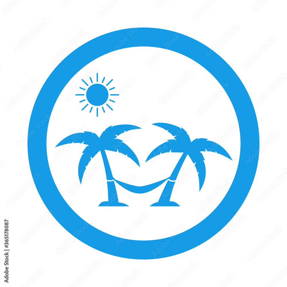 Concepto destino de vacaciones de verano. Icono plano hamaca colgada entre palmeras en playa en círculo color azul