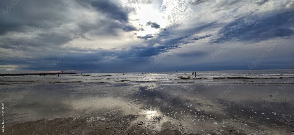 Fototapeta premium sunset on the beach
