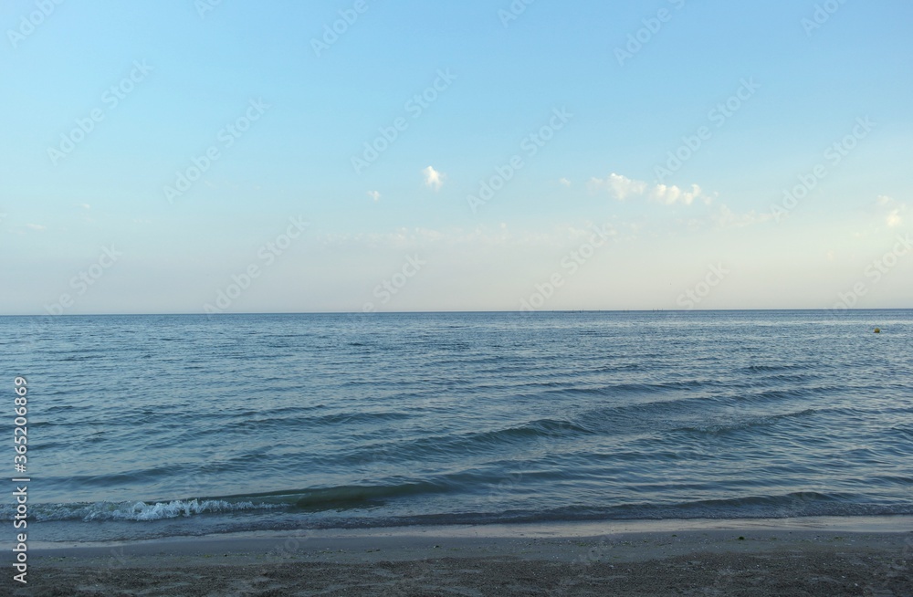 Obraz premium Sea landscape, sunset over the sea