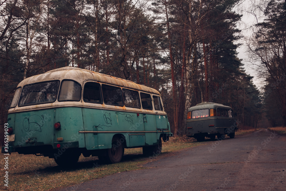 old abandon buses