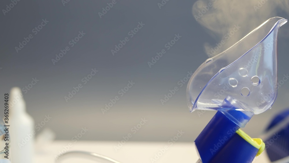Oxygen mask of nebulizer, medical equipment for pneumonia, covid, sars