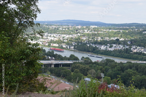 Blick über Koblenz von Süden  photo