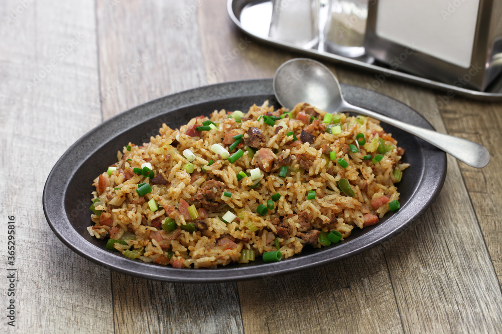 classic cajun dirty rice, southern food classic cajun dirty rice, southern food