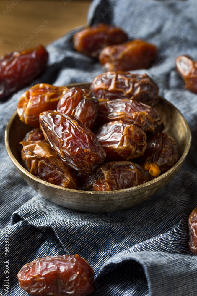 Fototapeta premium Organic Dry Red Dates