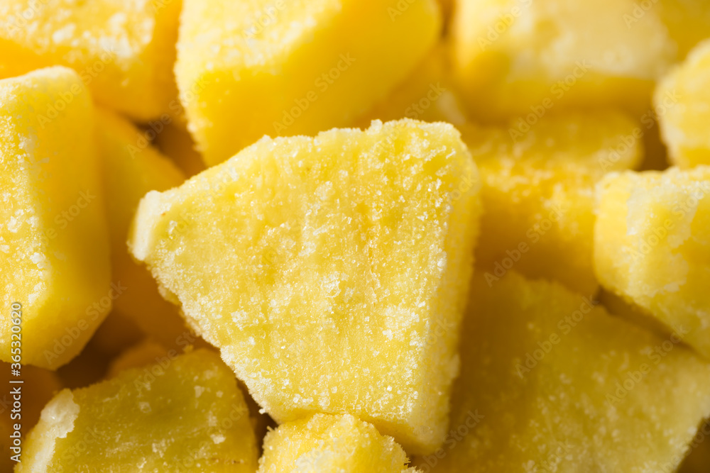 Yellow Organic Frozen Pineapple Yellow Organic Frozen Pineapple