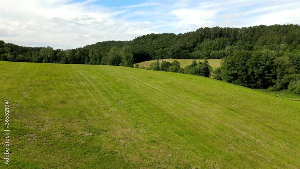 Stausee in Gnadental beim Kloster im Wald See Stausee in Gnadental beim Kloster im Wald See