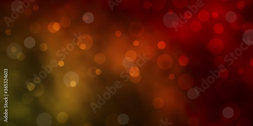Dark Green, Yellow vector texture with disks. Abstract decorative design in gradient style with bubbles. Pattern for business ads.