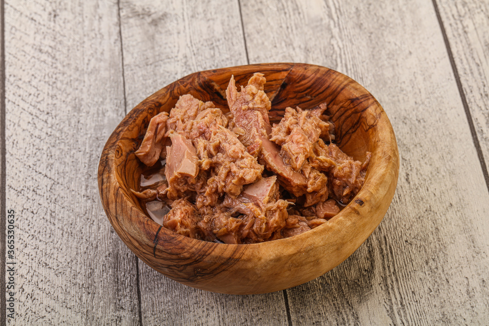 Canned tuna fillet for salad Canned tuna fillet for salad