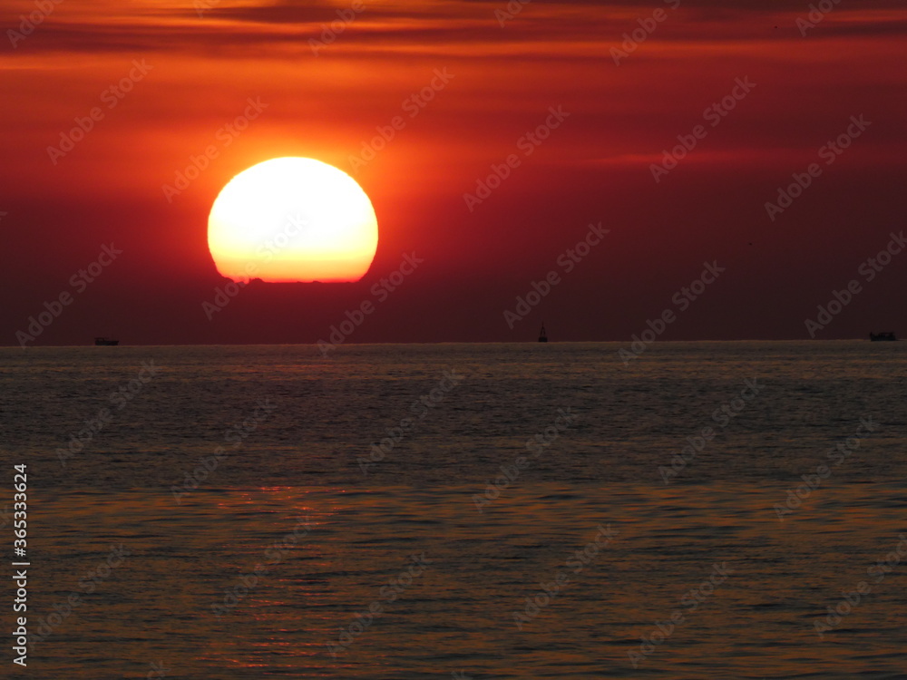 sunset sea 10