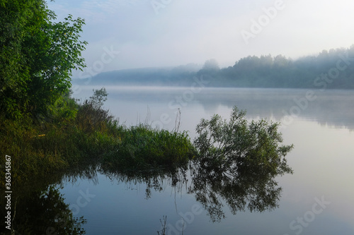 Fototapeta Naklejka Na Ścianę i Meble -  landscape with the image of morning over the river